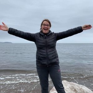 Meet your Posher, Joan